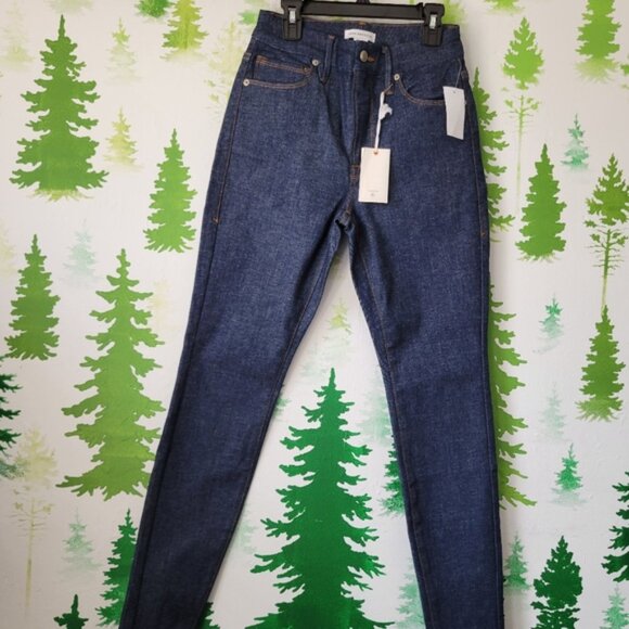 Good American Always Fits Good Legs Skinny Jeans. - Picture 2 of 11